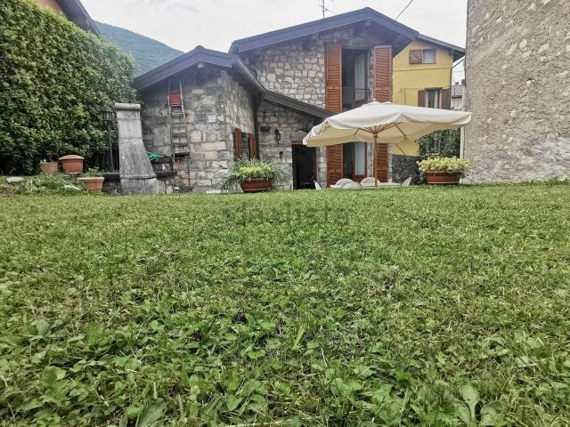 Casa in vendita a Alta Valle Intelvi, Lombardia