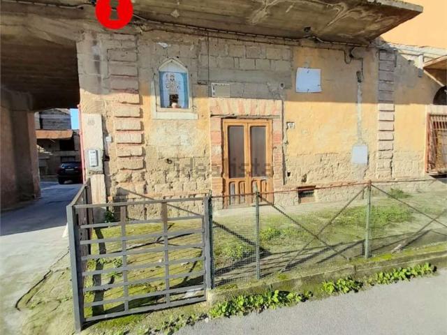 Casa in vendita a San Felice A Cancello, Campania