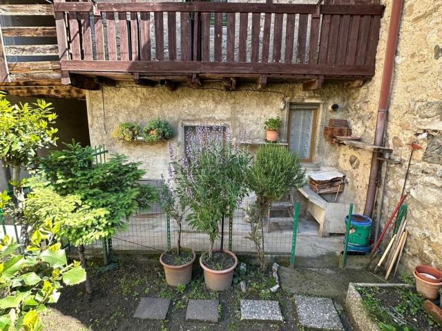 Casa in vendita a Calolziocorte, Lombardia