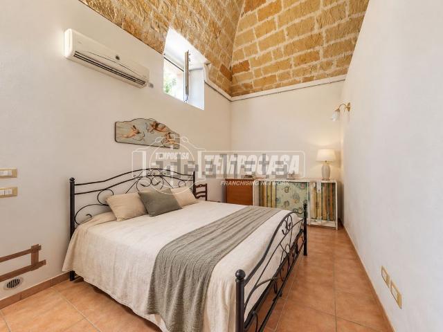 Casa in vendita a Leverano, Lecce