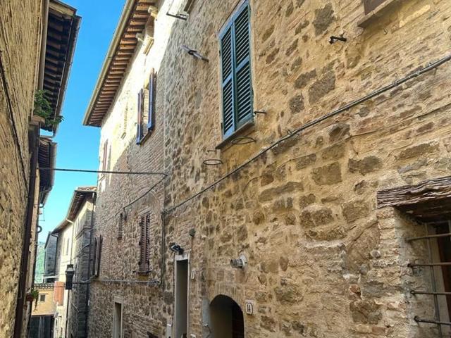 Casa in vendita a Bettona, Umbria