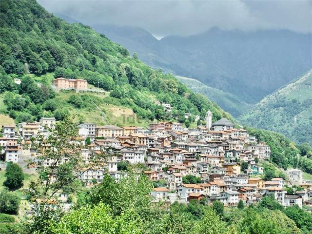 Casa in vendita a Cavargna, Lombardia