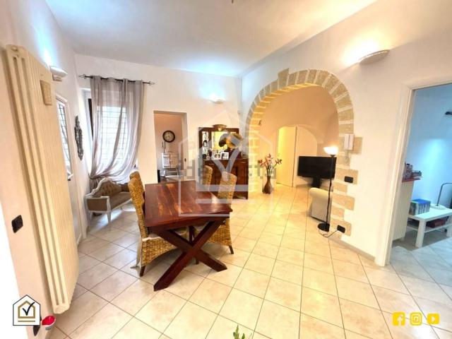 Casa in vendita a Puglia, Bari