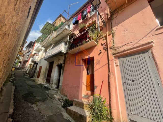 Casa in vendita a Calabria, Catanzaro
