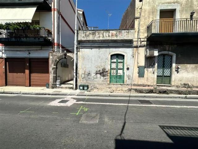 Casa in vendita a Sant'agata Li Battiati, Sicilia