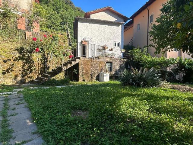 Casa in vendita a Tonfano, Toscana