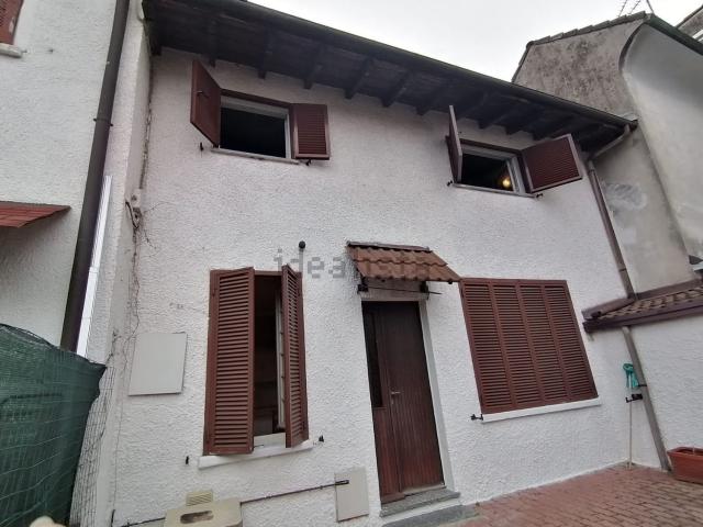 Casa in vendita a Piemonte, Novara