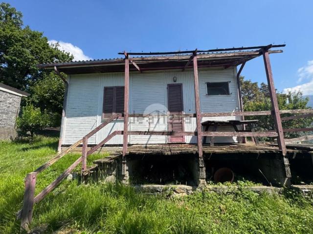 Casa in vendita a Adrara San Martino, Bergamo