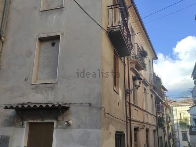 Casa in vendita a Pratola Peligna, Abruzzo