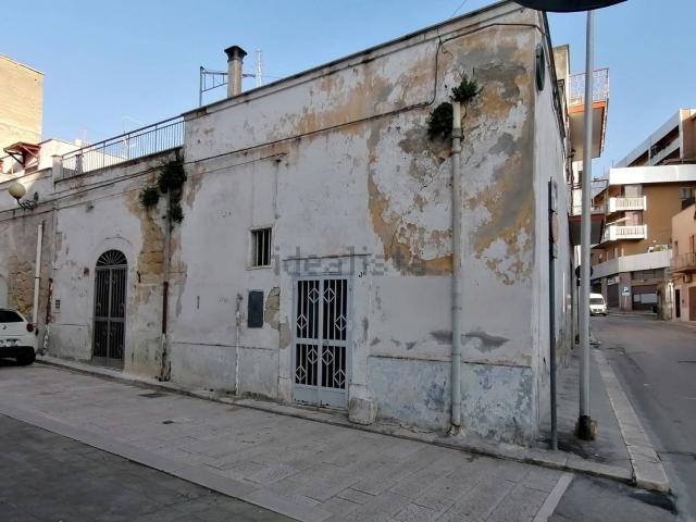 Casa in vendita a Puglia, Barletta-andria-trani