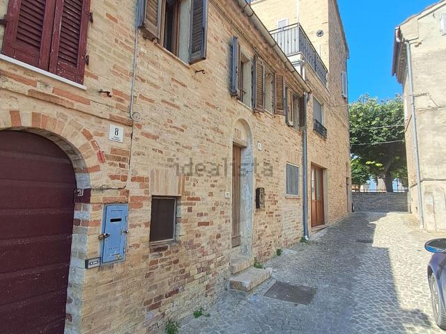 Casa in vendita a Marche, Macerata