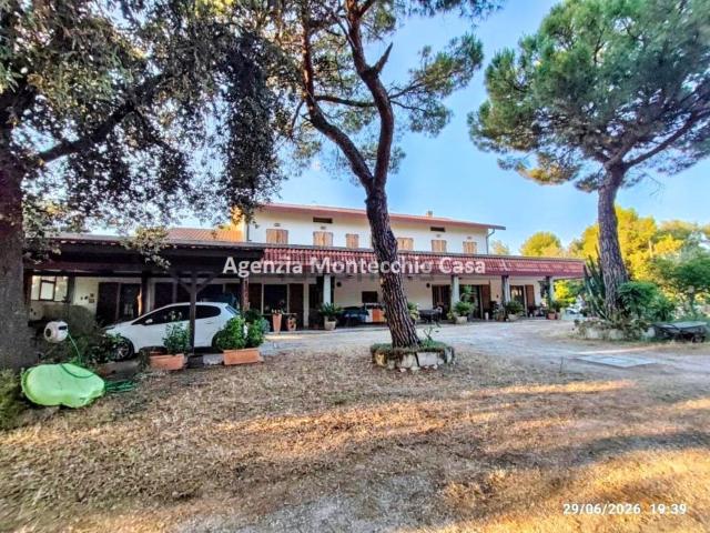 Casa in vendita a Marche, Pesaro E Urbino