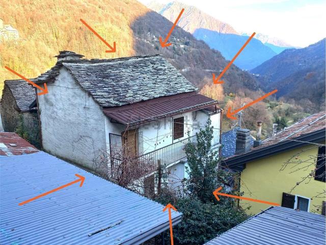 Casa in vendita a Castiglione, Calasca-Castiglione