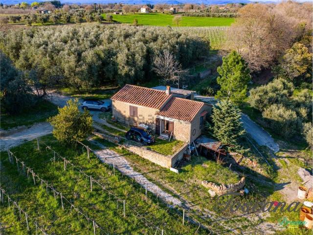 Casa in vendita a Unione di Comuni Montani Colline del Fiora, Pitigliano
