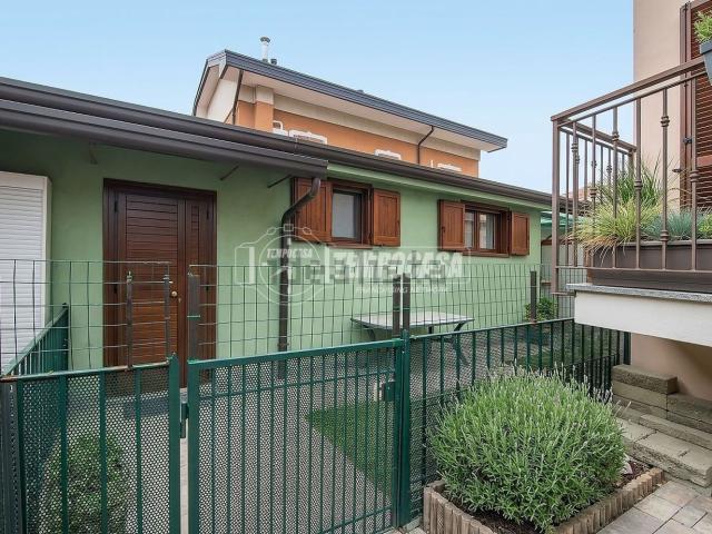 Casa in vendita a Buon Gesù, Olgiate Olona