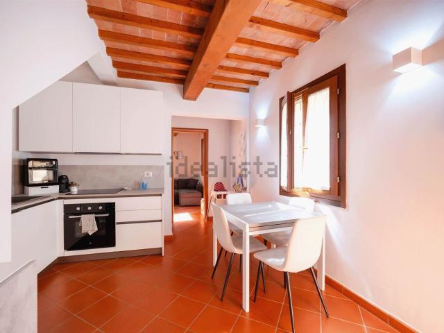 Casa in vendita a Campi Bisenzio, Toscana