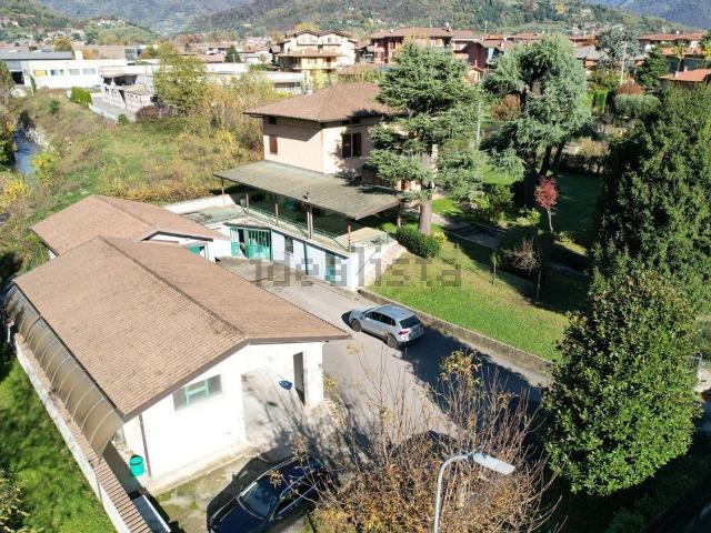 Casa in vendita a Credaro, Lombardia