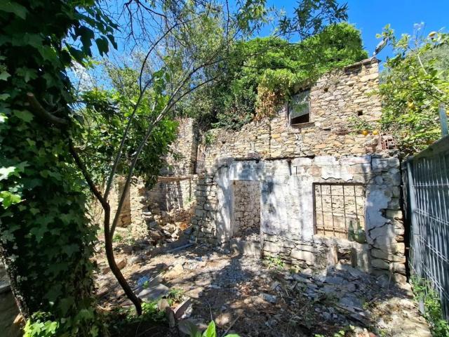 Casa in vendita a Diano San Pietro, Liguria