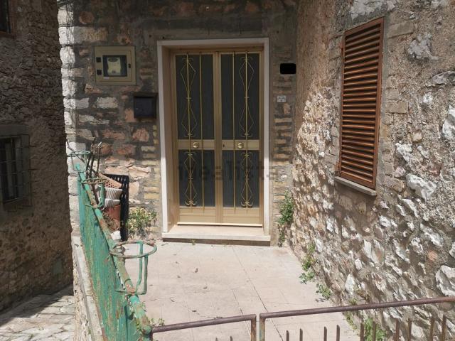 Casa in vendita a Colpetrazzo, Umbria