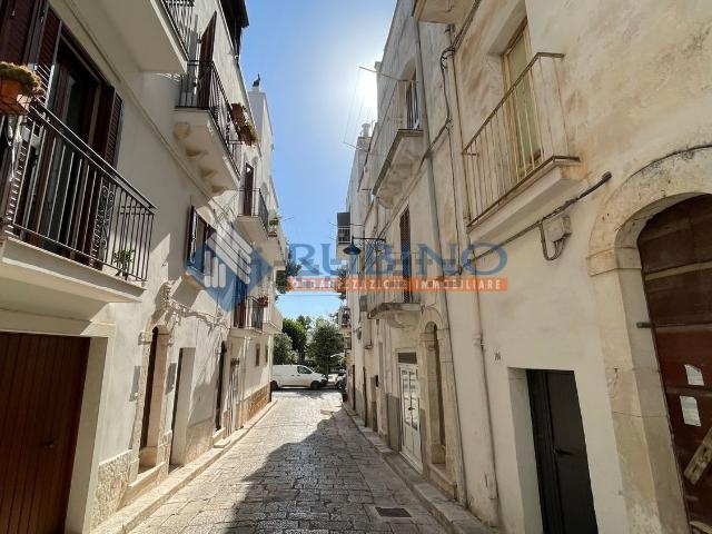 Casa in vendita a Castellana Grotte, Bari