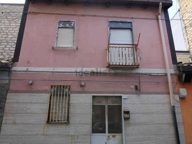 Casa in vendita a Scordia, Catania
