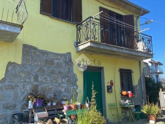 Casa in vendita a Montefiascone, Lazio