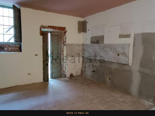 Casa in vendita a Trecate, Novara