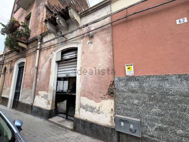 Casa in vendita a Borgo, Catania