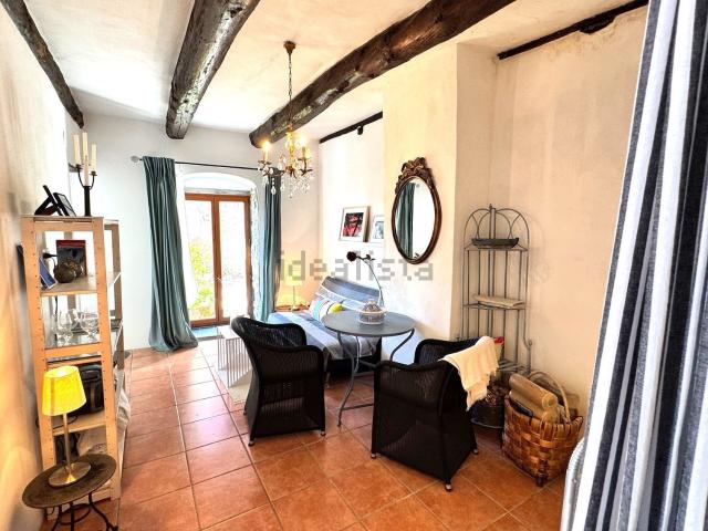 Casa in vendita a Dolcedo, Liguria