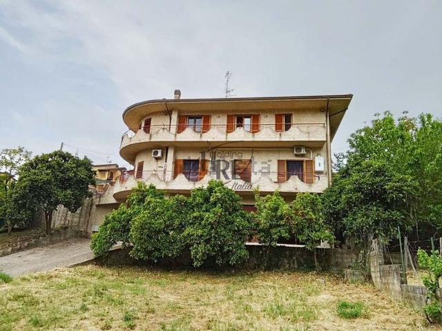 Casa in vendita a Calabria, Cosenza