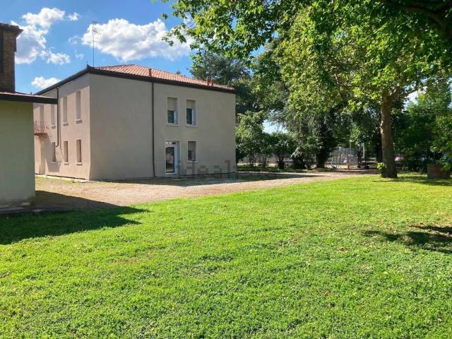 Casa in vendita a Quacchio, Ferrara