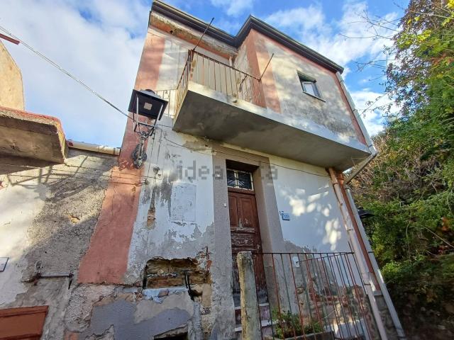 Casa in vendita a Ficarra, Sicilia