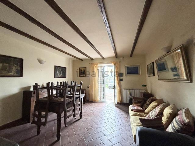 Casa in vendita a Castelnuovo Magra, Liguria