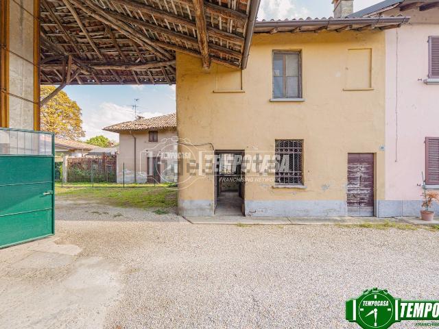 Casa in vendita a Vaccarizza, Linarolo