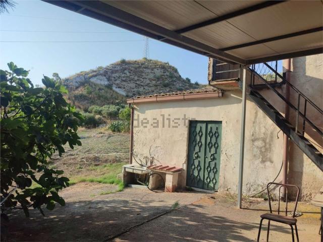 Casa in vendita a Caltanissetta, Sicilia