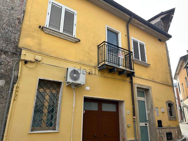 Casa in vendita a Aiello Del Sabato, Campania