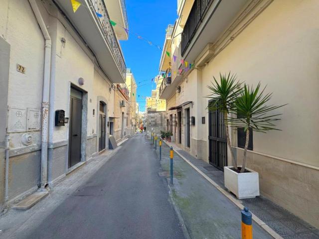 Casa in vendita a Puglia, Bari