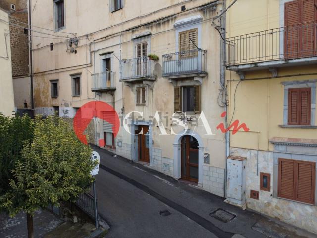 Casa in vendita a Nicosia, Sicilia