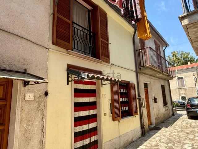 Casa in vendita a Terre dell’Ufita, Frigento