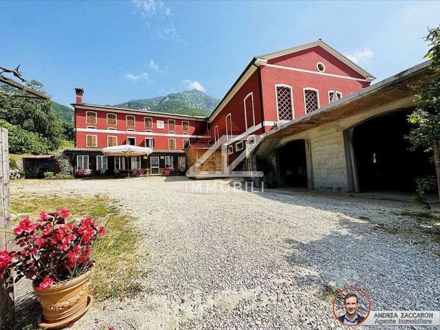 Casa in vendita a Follina, Veneto
