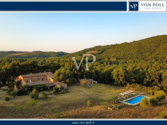 Casa in vendita a Civitella Paganico, Pari