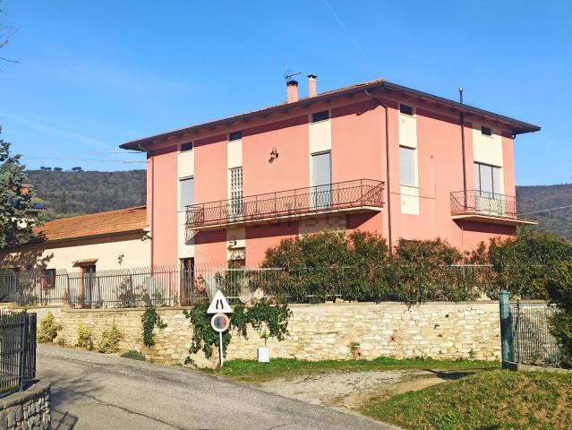 Casa in vendita a Panicale, Umbria