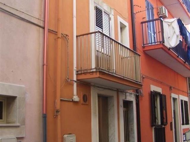 Casa in vendita a Cappuccini, Ragusa