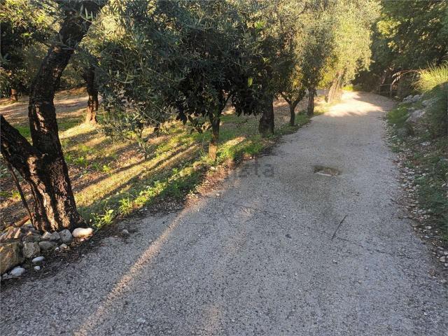 Casa in vendita a Tremensuoli Vecchio, Minturno