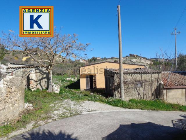 Casa in vendita a San Cataldo, Sicilia