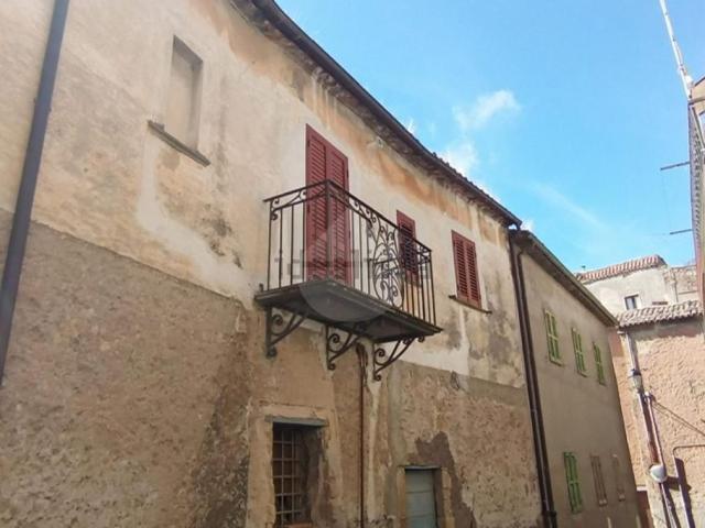 Casa in vendita a Lubriano, Lazio