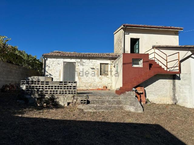 Casa in vendita a Abbateggio, Abruzzo