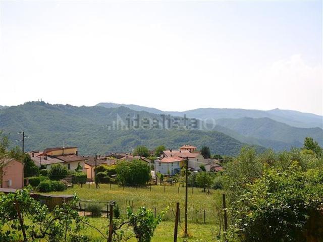 Casa in vendita a Sant'Ippolito, Vernio