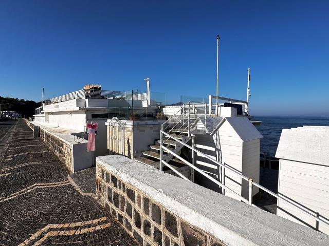 Casa in vendita a Chiaiolella, Procida