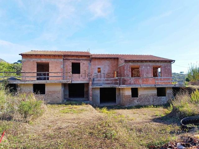 Casa in vendita a Rio, Toscana